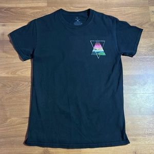 Empyre Uncharted Territories Black Short Sleeve T-Shirt Men's Small